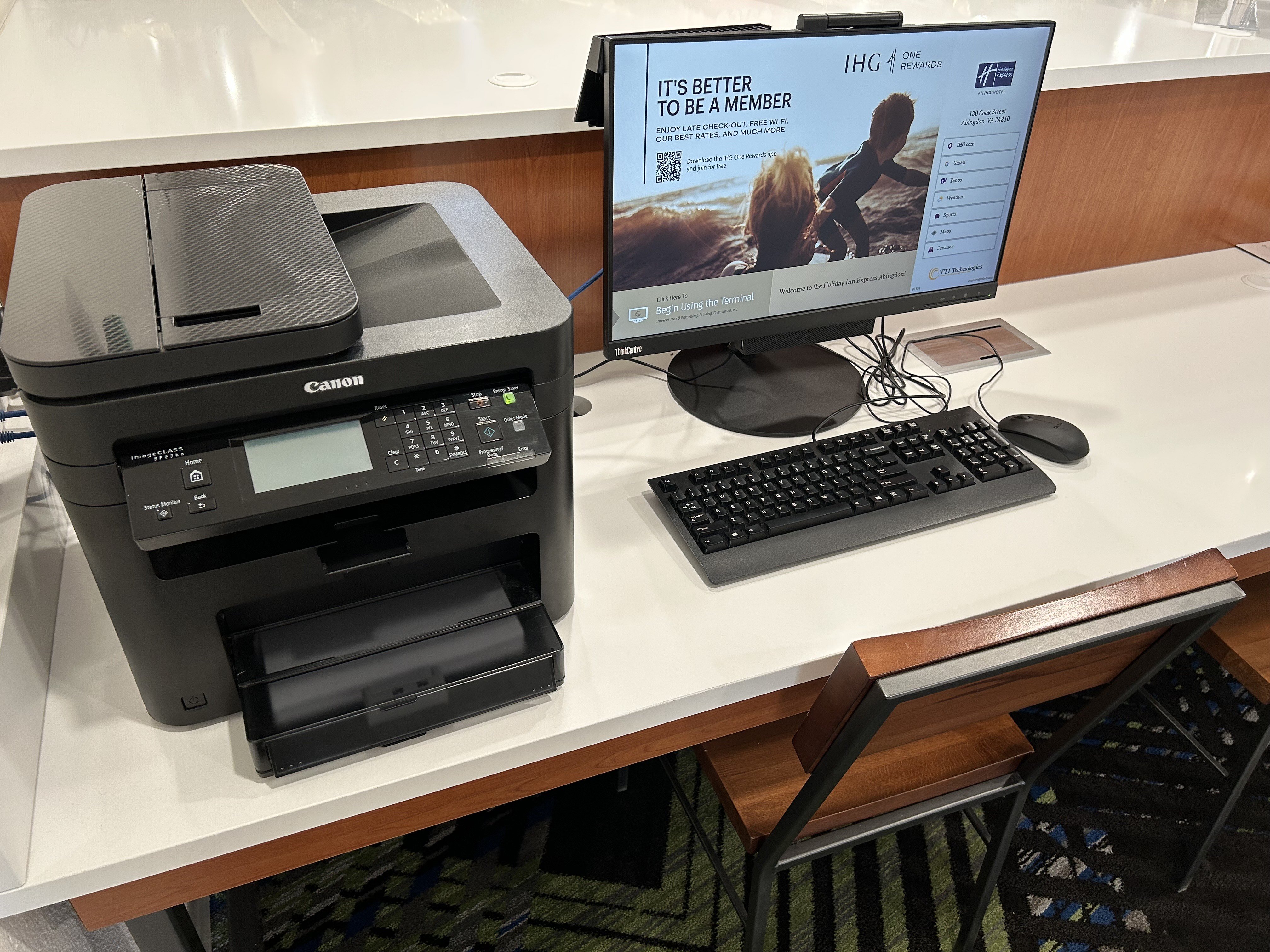 holiday inn express and suites abingdon an ihg hotel