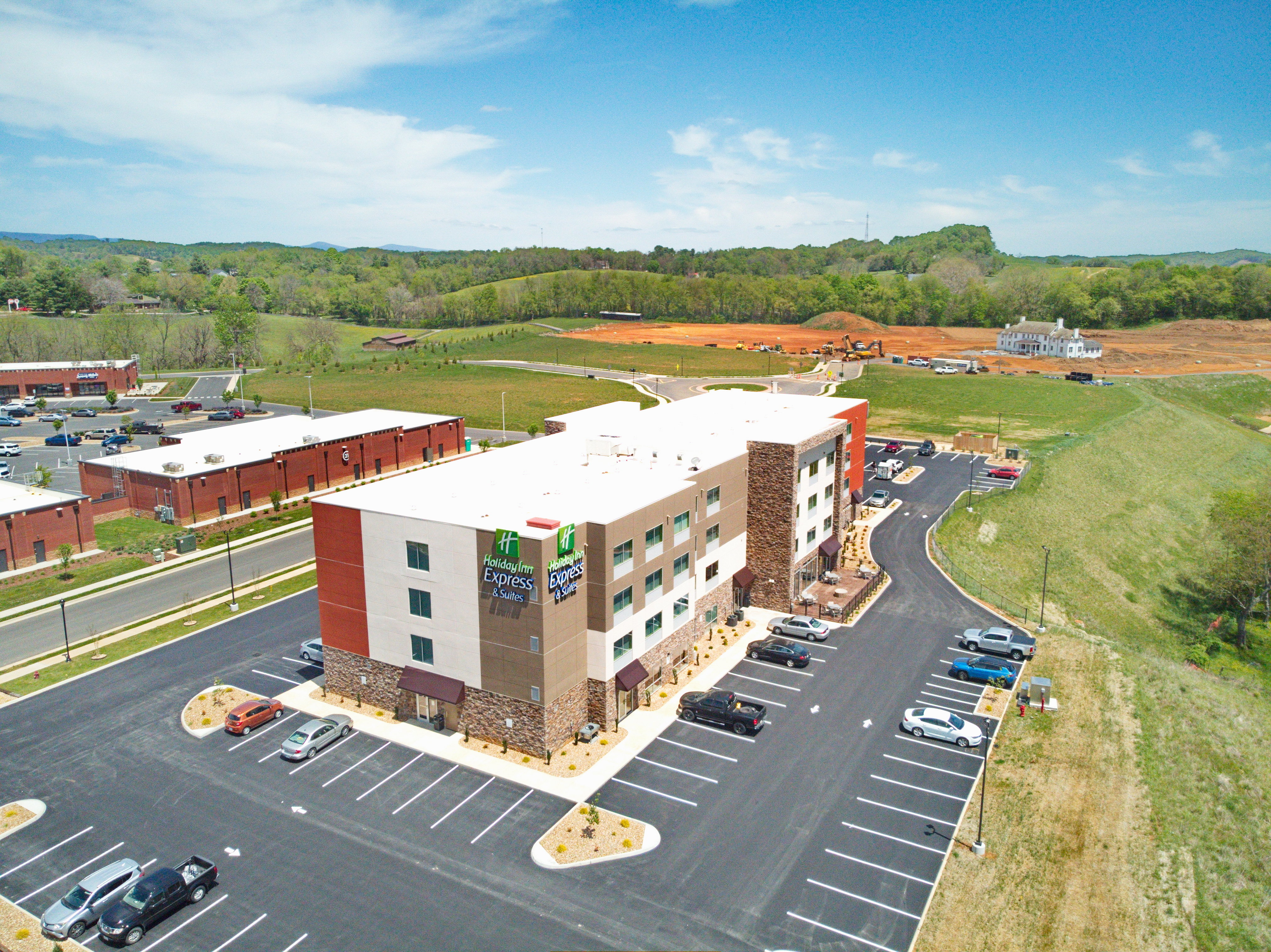 holiday inn express and suites abingdon an ihg hotel