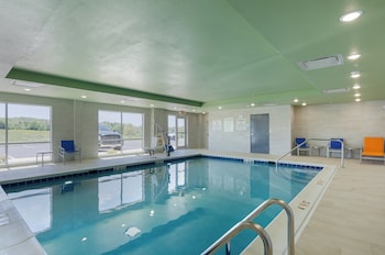 Holiday Inn Express And Suites Abingdon, An Ihg Hotel,Washington>>Abingdon,2.5 star