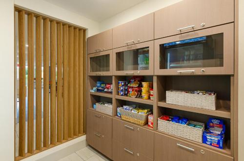 holiday inn express and suites abingdon an ihg hotel