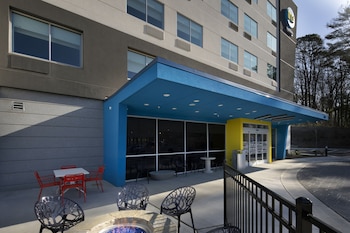 tru by hilton asheville blue ridge parkway