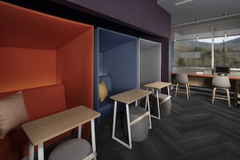 tru by hilton asheville blue ridge parkway