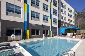 tru by hilton asheville blue ridge parkway