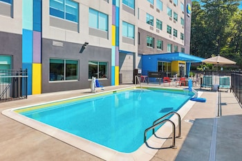 tru by hilton asheville blue ridge parkway