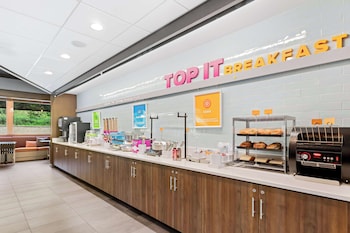 tru by hilton asheville blue ridge parkway