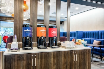 tru by hilton asheville blue ridge parkway