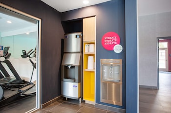 tru by hilton asheville blue ridge parkway