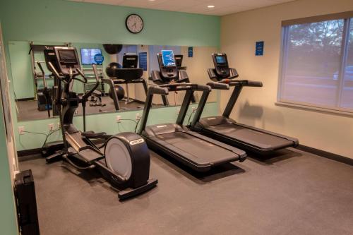 tru by hilton norfolk airport