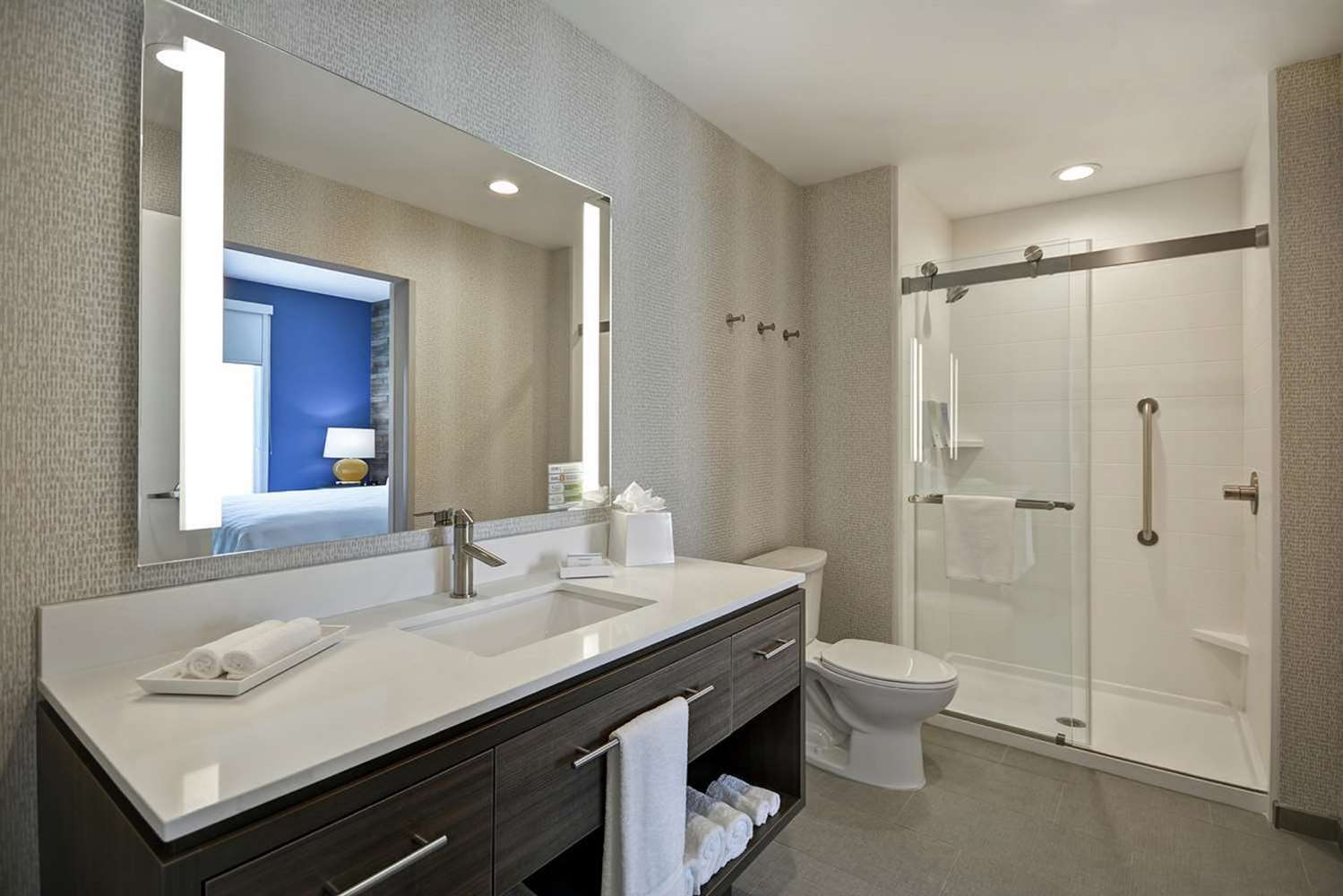 home2 suites troy