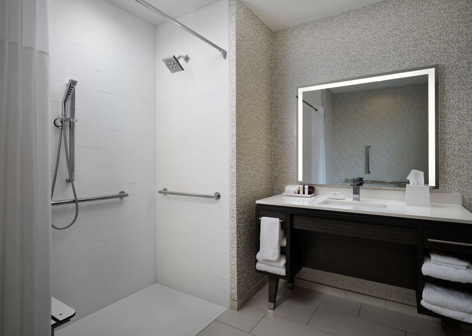 home2 suites troy
