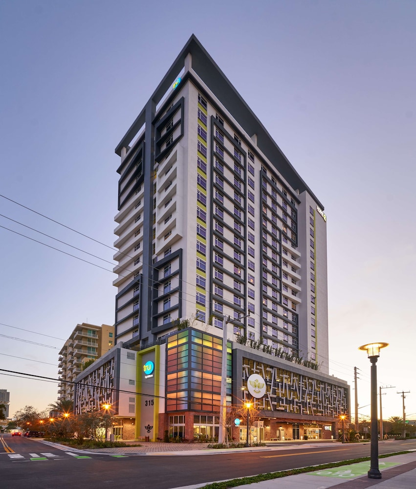 tru by hilton fort lauderdale downtown