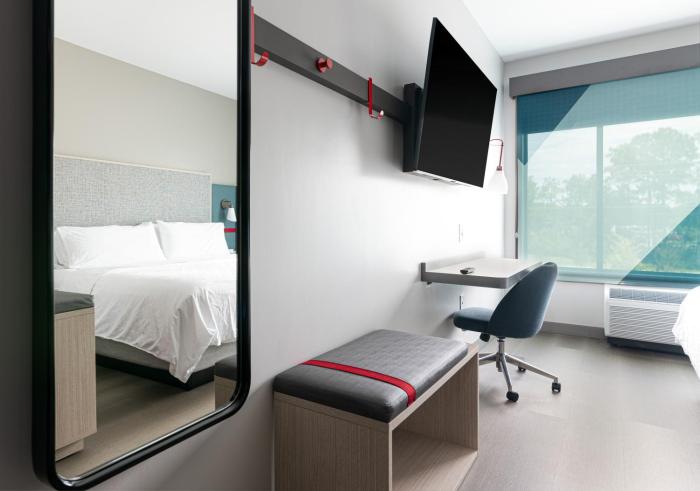avid hotel summerville an ihg hotel