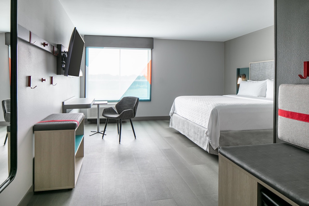 avid hotel roseville minneapolis north an ihg hotel
