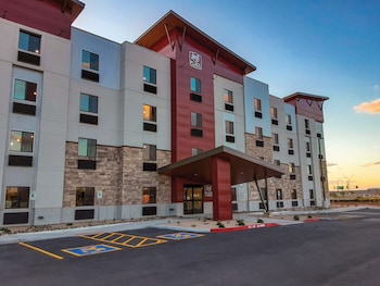 my place hotel phoenix west avondale az