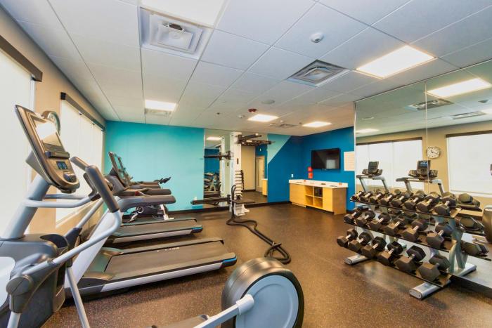 avid hotels denver airport area an ihg hotel