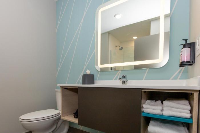 avid hotels denver airport area an ihg hotel