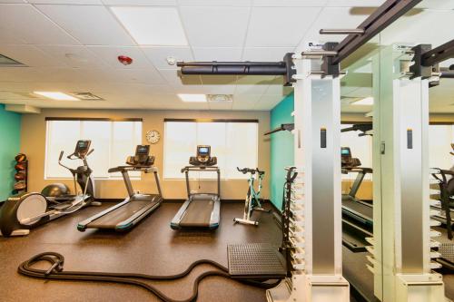 avid hotels denver airport area an ihg hotel