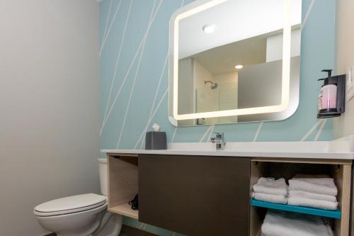 avid hotels denver airport area an ihg hotel
