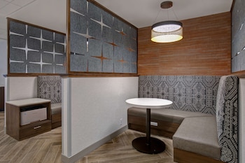 hampton inn santa fe south