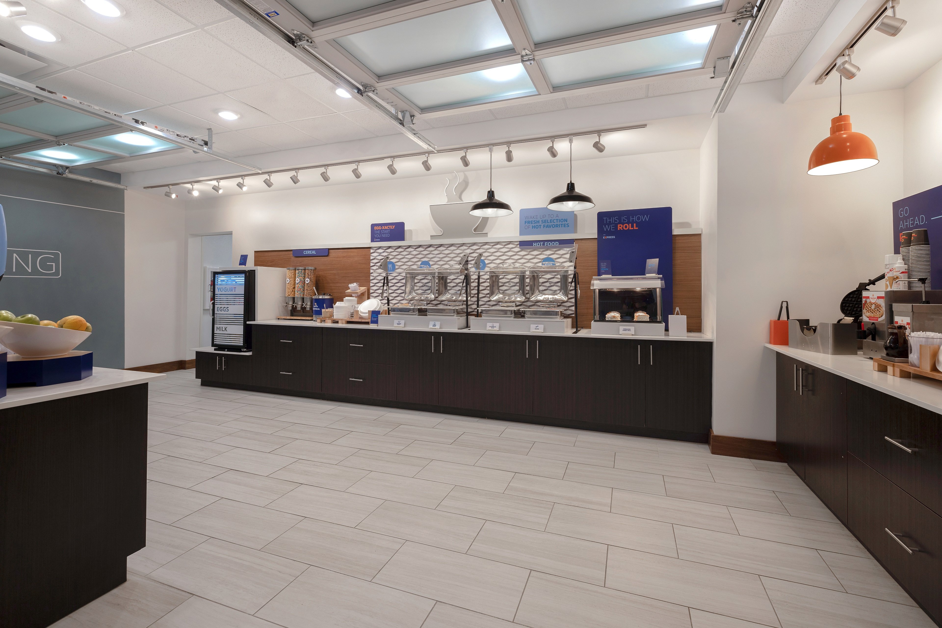 holiday inn express and suites grand rapids south wyoming