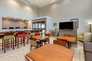spark by hilton evansville downtown