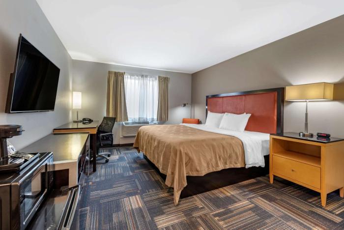quality inn and suites evansville downtown