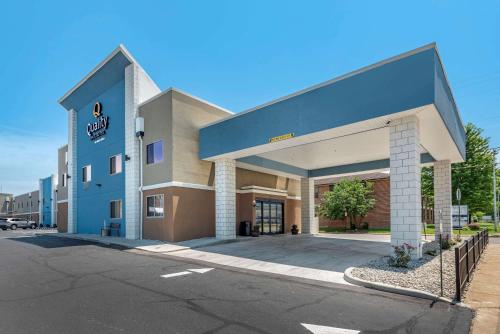 quality inn and suites evansville downtown