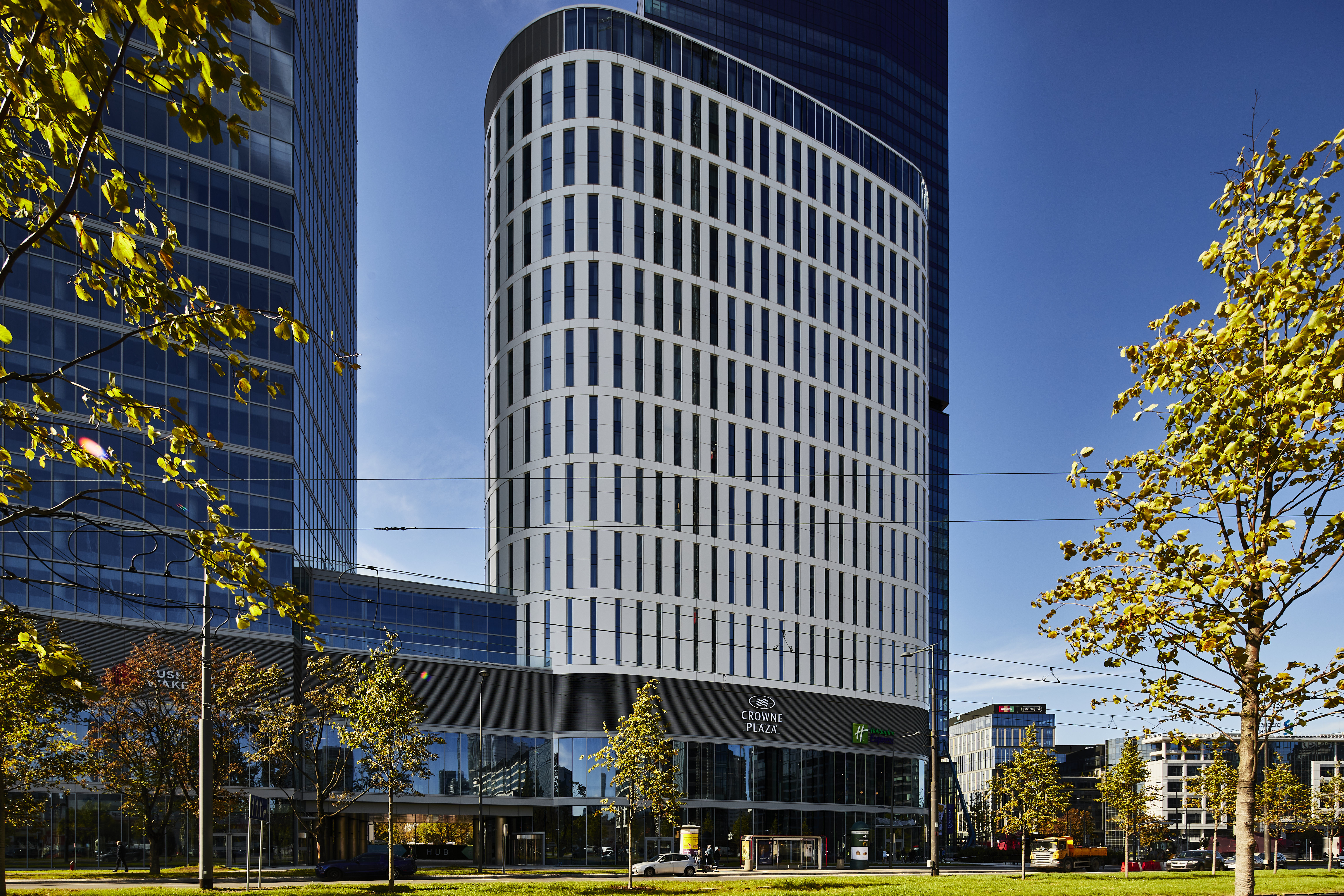 crowne plaza warsaw the hub an ihg hotel