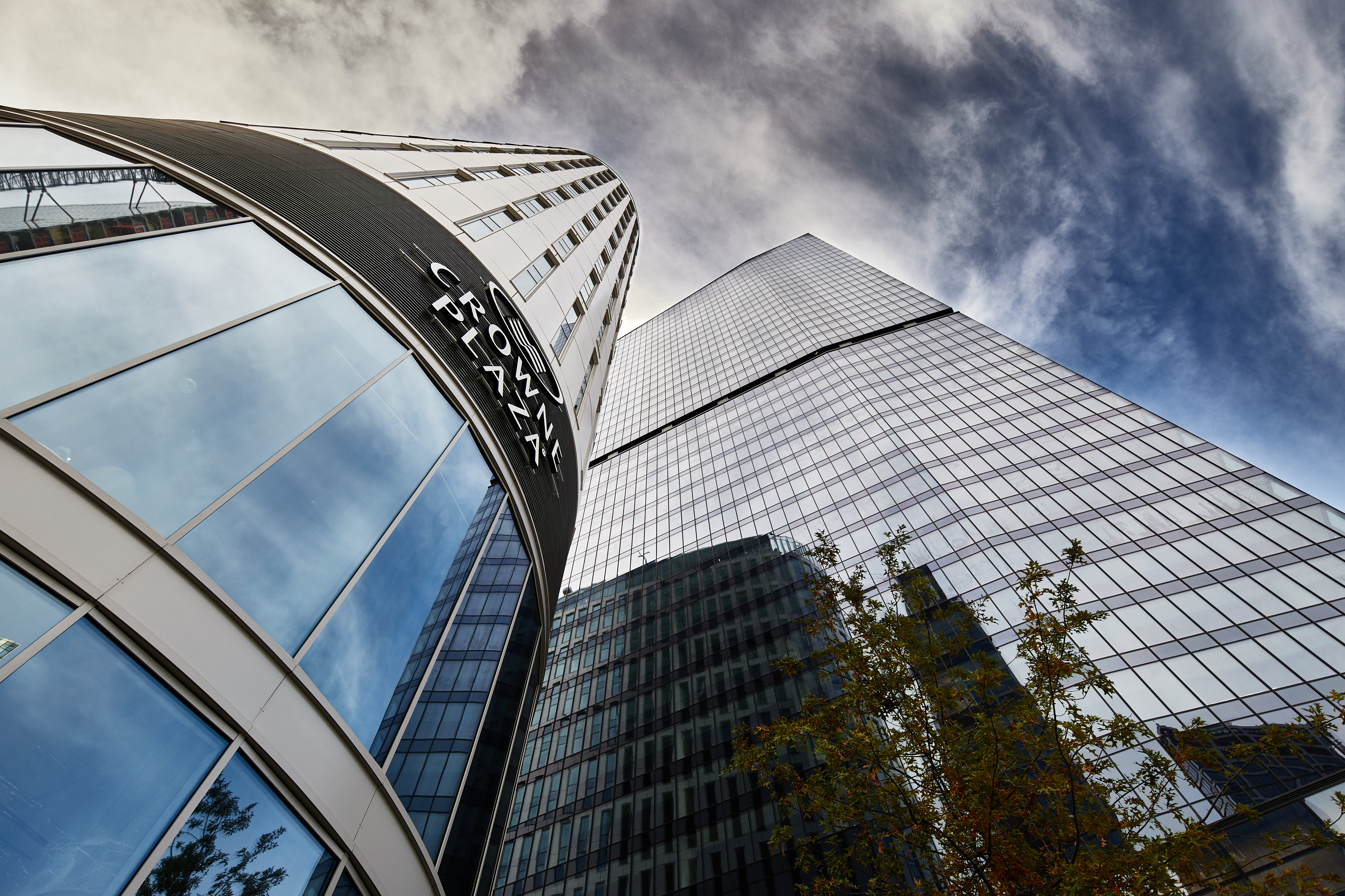 crowne plaza warsaw the hub an ihg hotel
