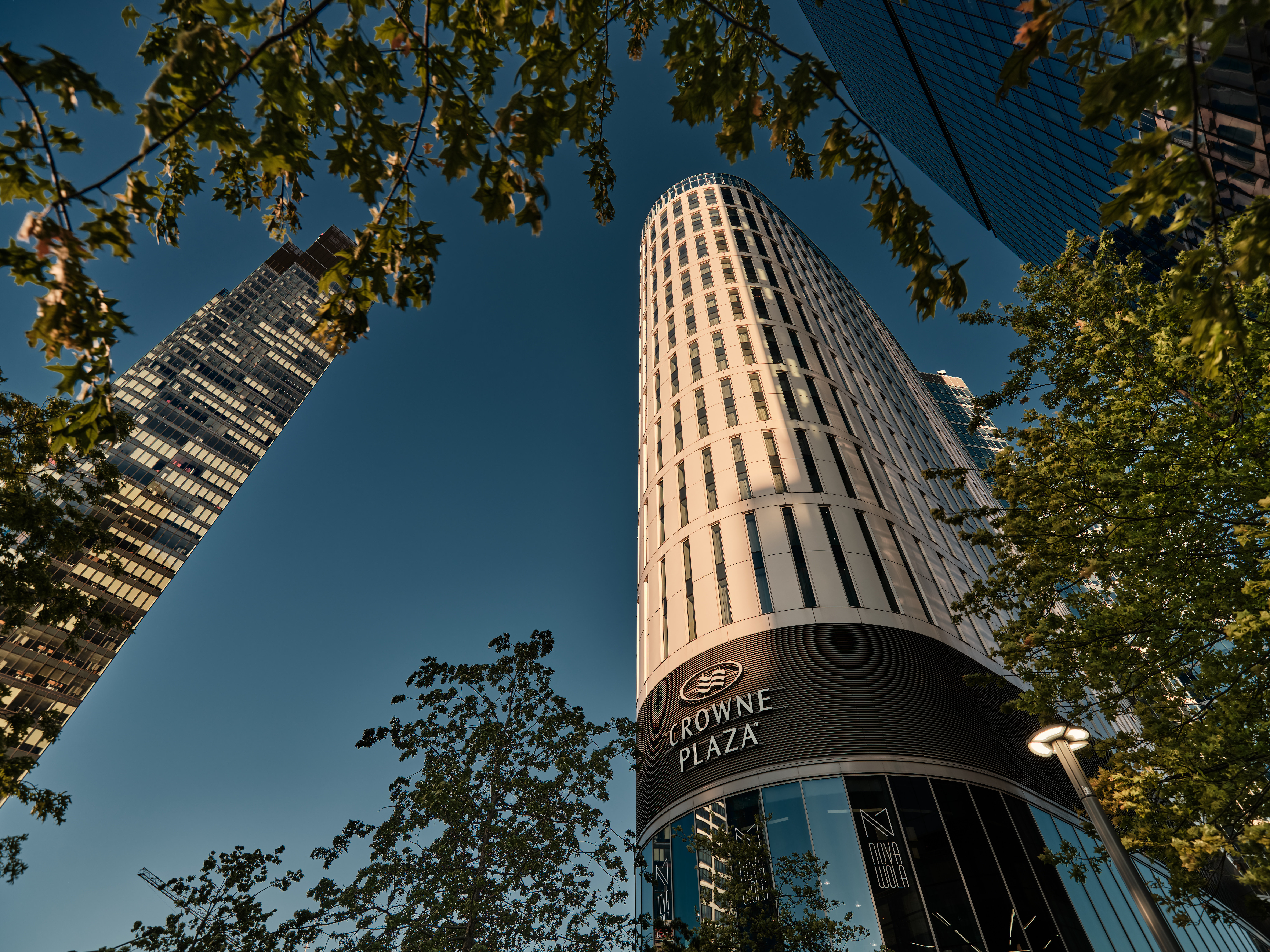 crowne plaza warsaw the hub an ihg hotel