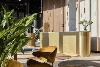 Crowne Plaza Warsaw - The Hub, An Ihg Hotel,Wola>>Warsaw,4.5 star