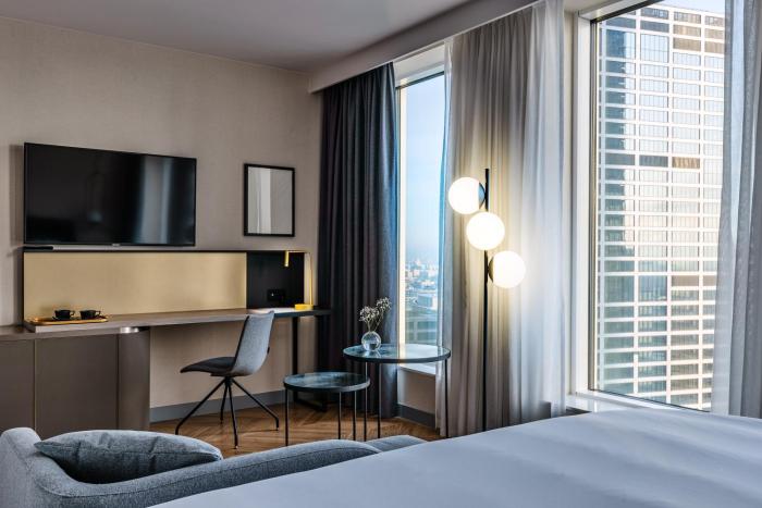 crowne plaza warsaw the hub an ihg hotel