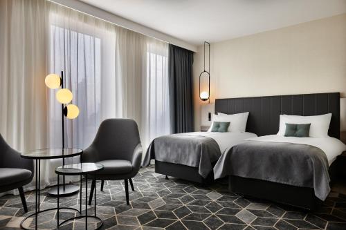 crowne plaza warsaw the hub an ihg hotel