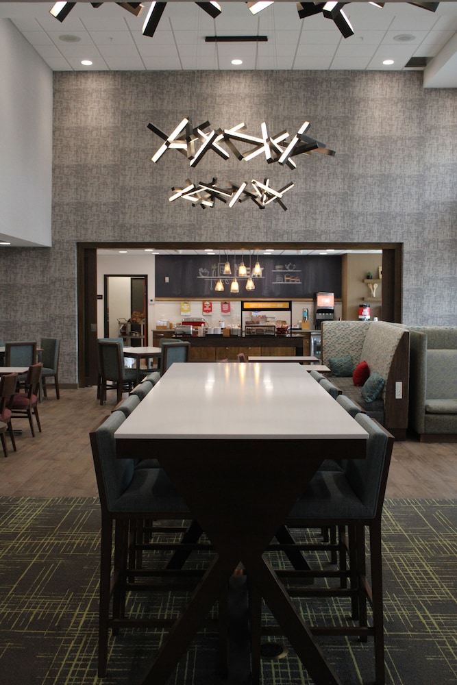 hampton inn and suites pekin peoria area