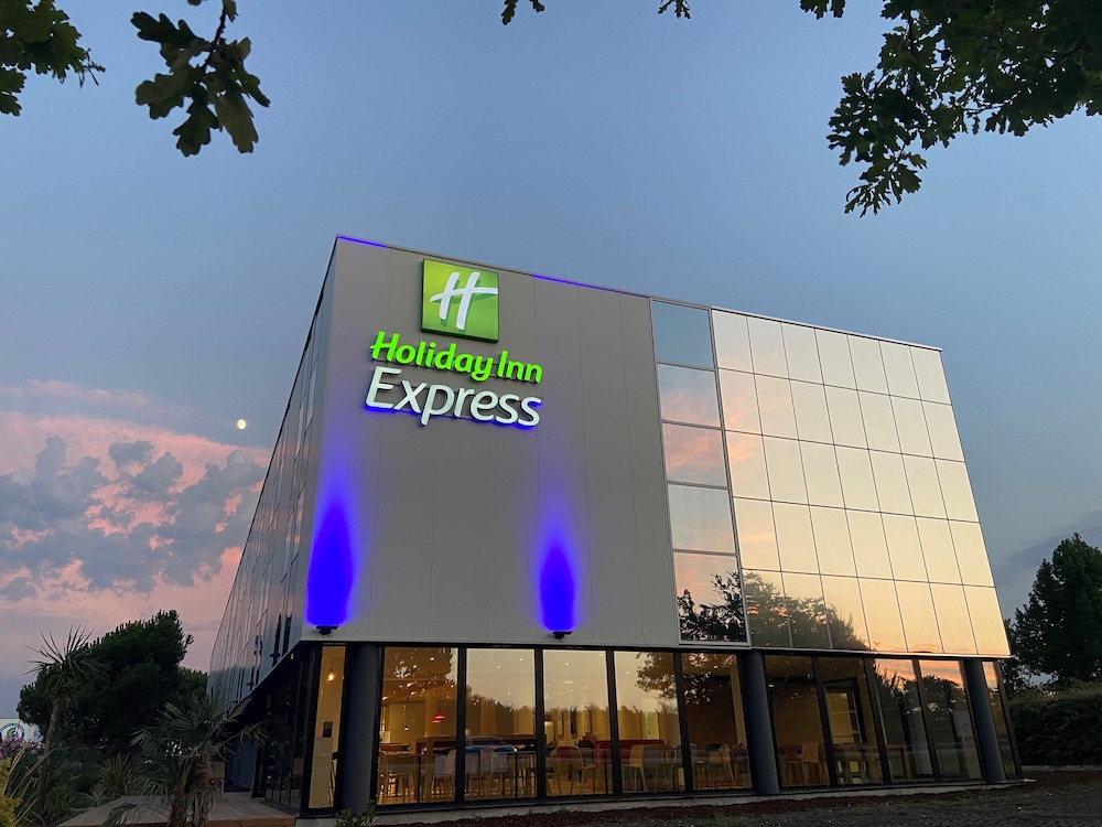 holiday inn express arcachon la teste an ihg hotel