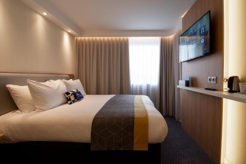 holiday inn express arcachon la teste an ihg hotel
