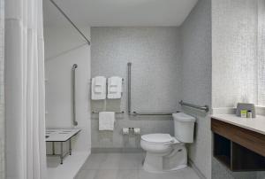 holiday inn express and suites collingwood an ihg hotel