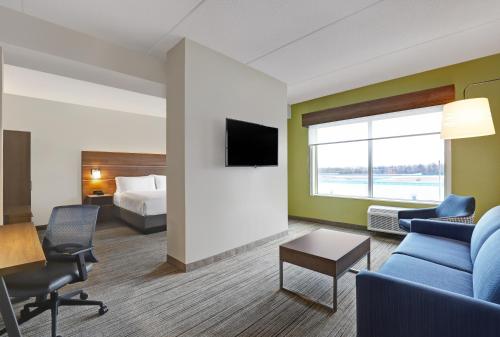 holiday inn express and suites collingwood an ihg hotel