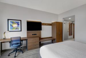 holiday inn express and suites collingwood an ihg hotel