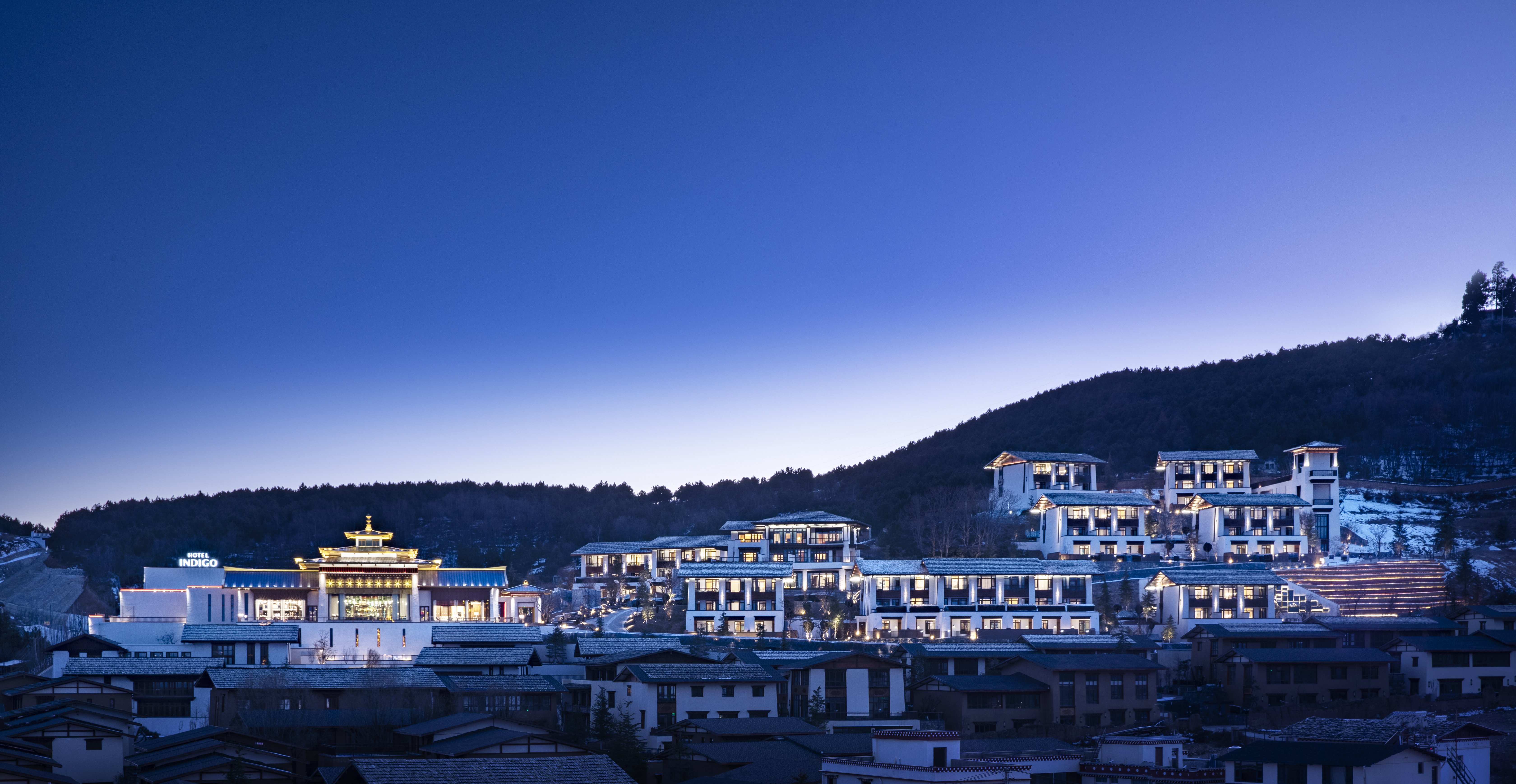 hotel indigo diqing moonlight city an ihg hotel