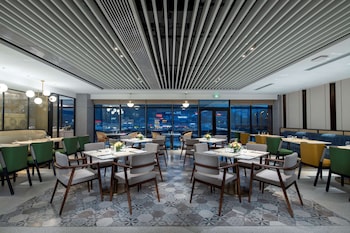 hilton garden inn guizhou maotai town