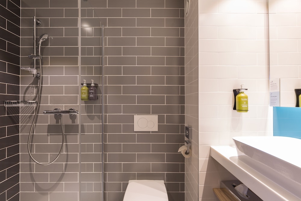 holiday inn express brussels grand place an ihg hotel
