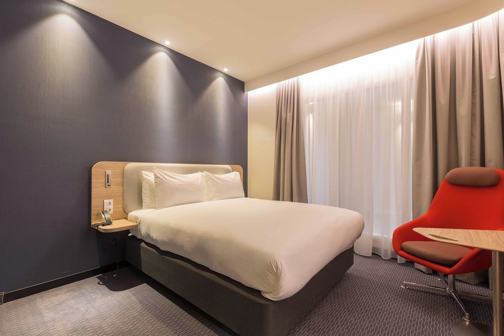 holiday inn express brussels grand place an ihg hotel