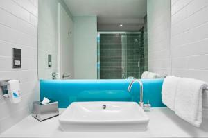 holiday inn express brussels grand place an ihg hotel