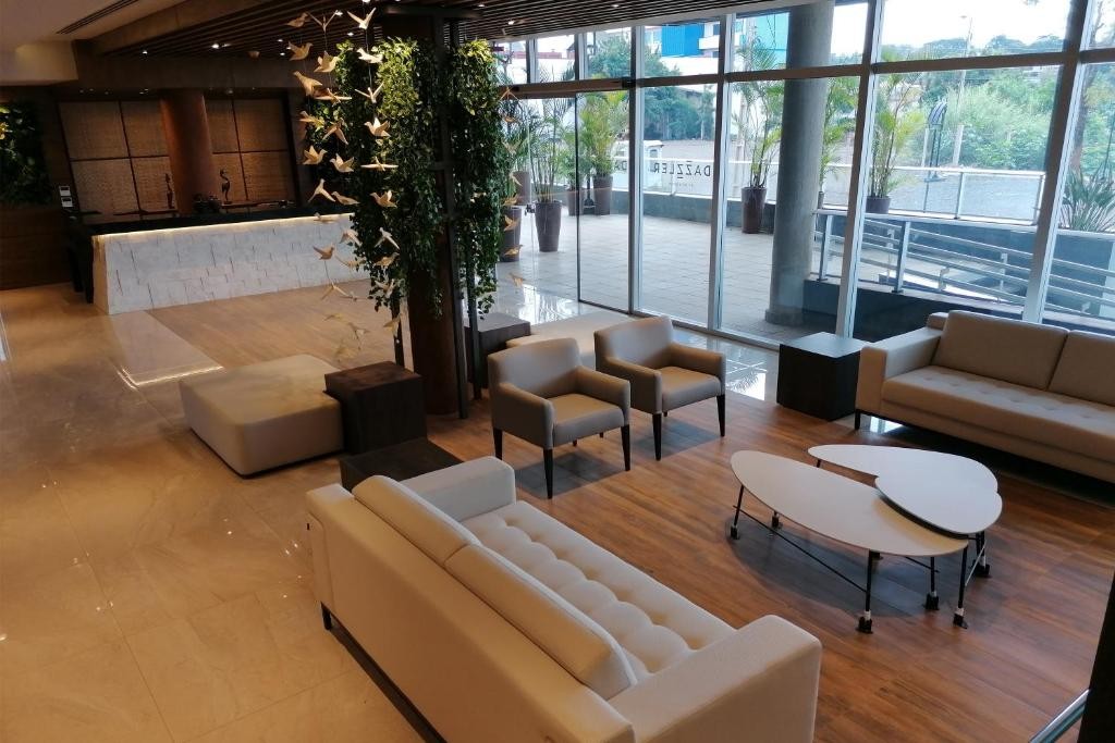 dazzler by wyndham ciudad del este