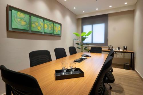 dazzler by wyndham ciudad del este