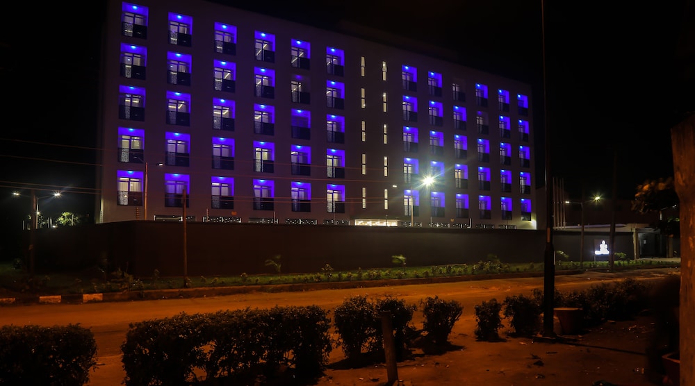 bon hotel ikeja residence