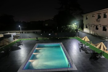 bon hotel ikeja residence