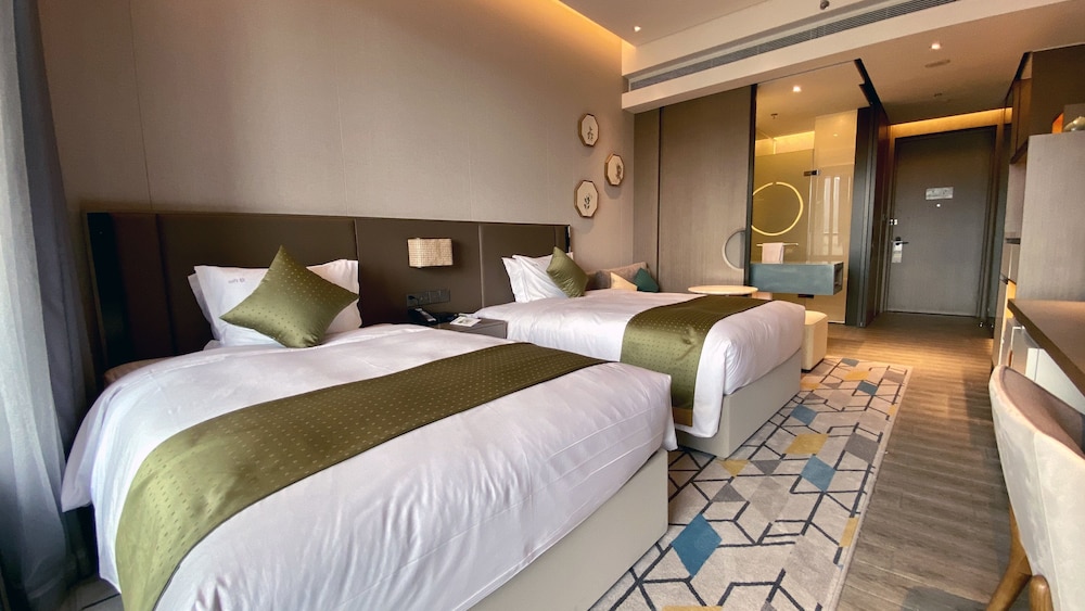 holiday inn resort maoshan hot spring an ihg hotel