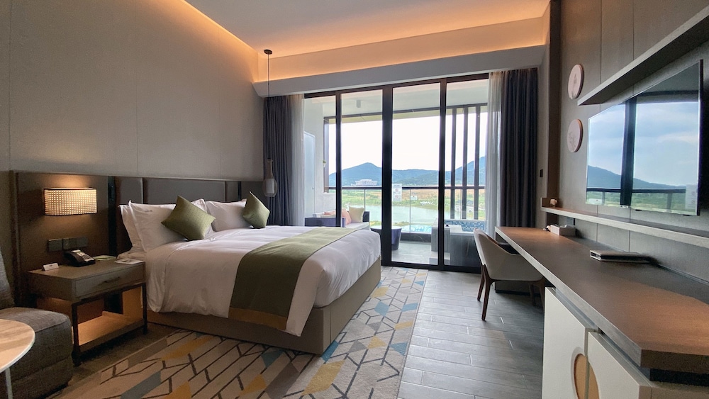holiday inn resort maoshan hot spring an ihg hotel
